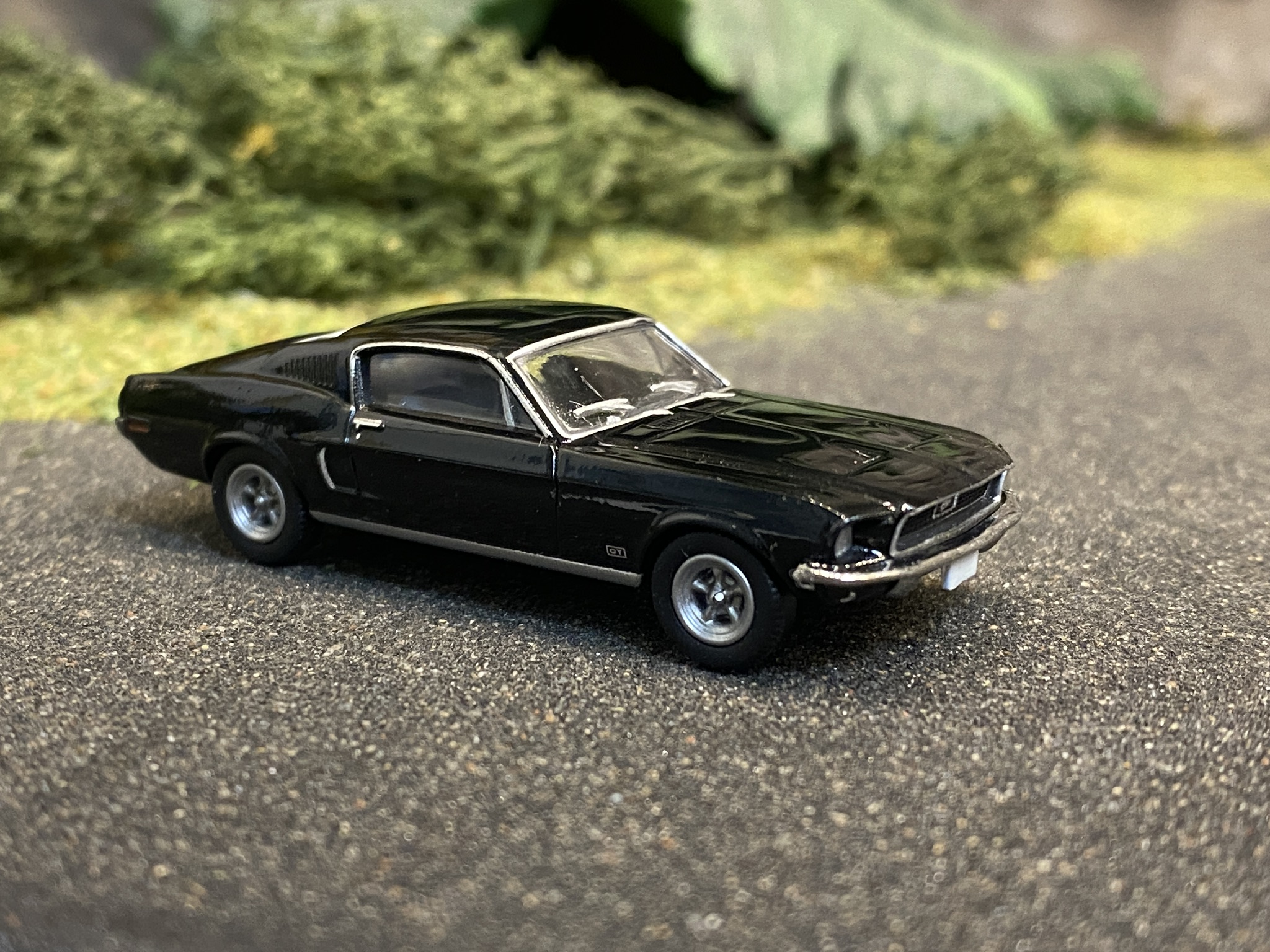 Skala 1/87 - Ford Mustang Fastback, Black, fr Brekina