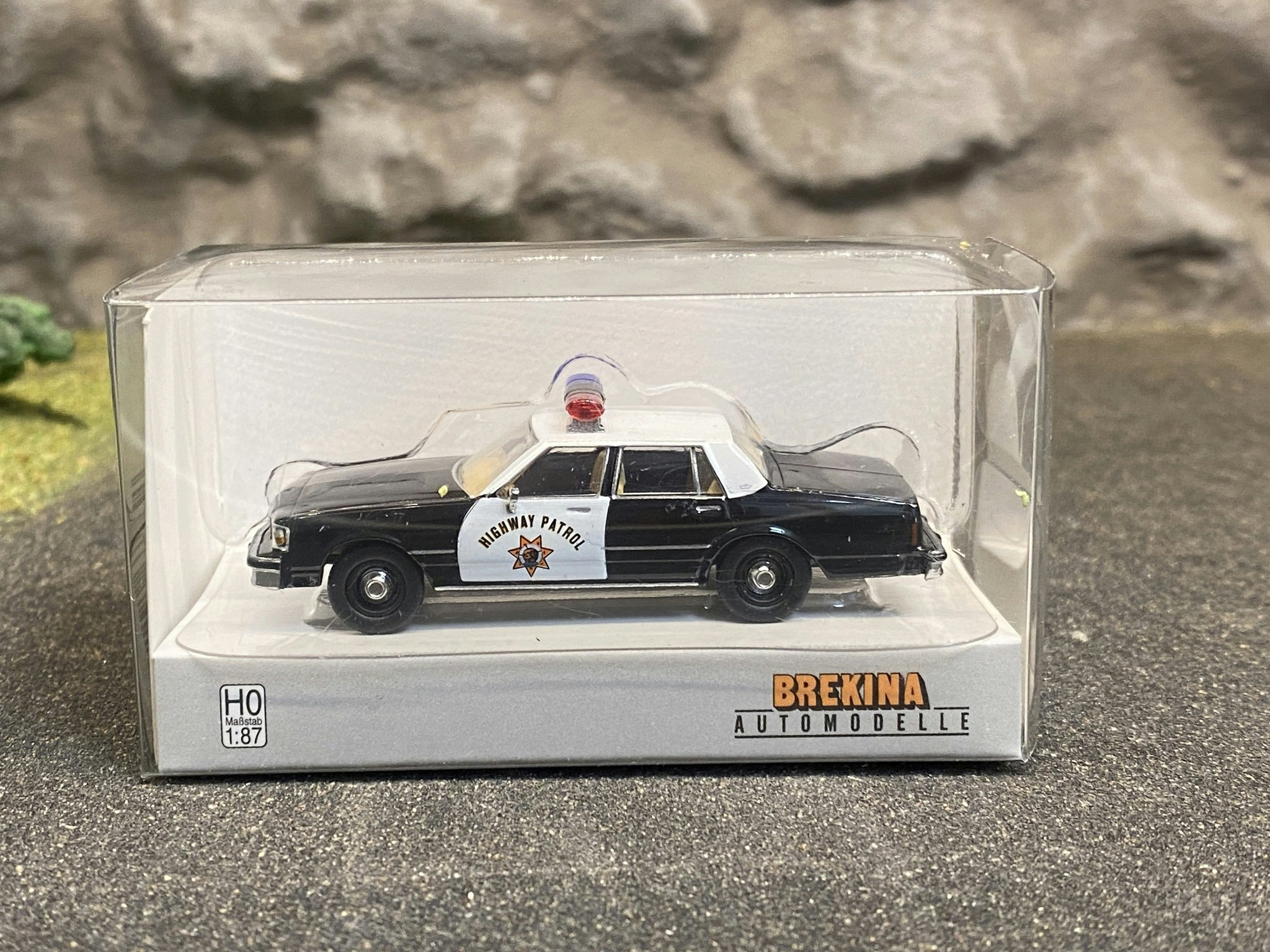 Skala 1/87 - Chevrolet Caprice, California Highway Patrol, Polisbil fr Brekina