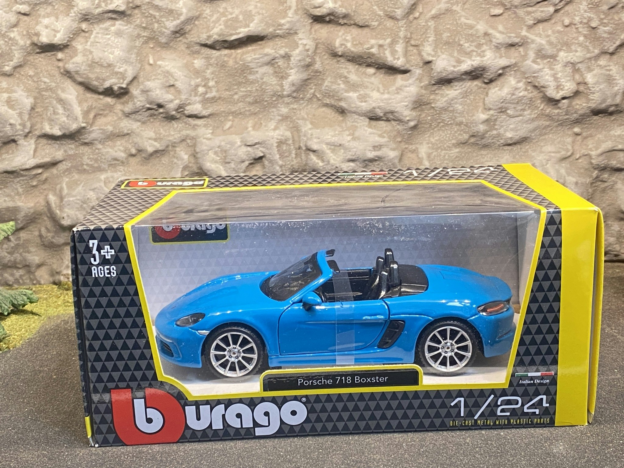 Skala 1/24 Porsche 718 Boxter, Miami blue, fr Bburago