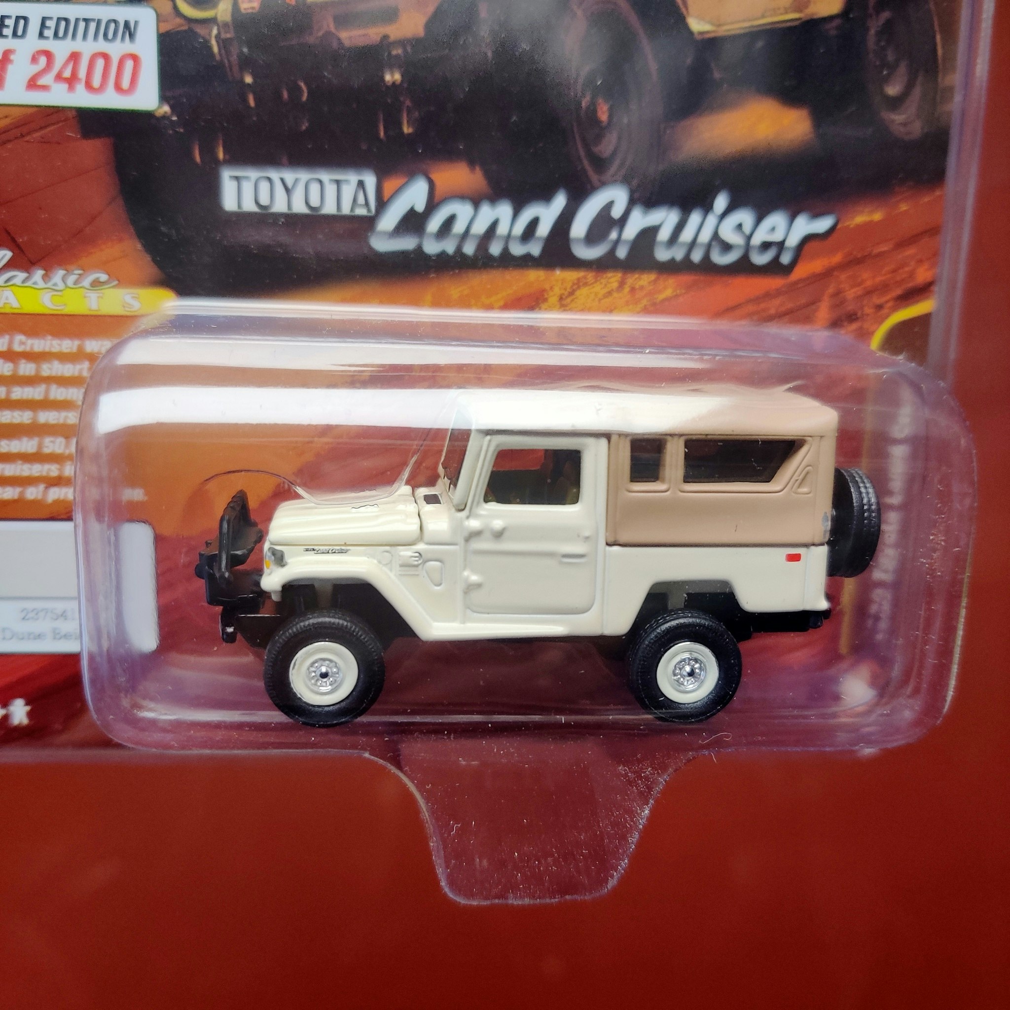 Skala 1/64 Toyota Land Cruiser 80 från Lightning, Mijo Excl.