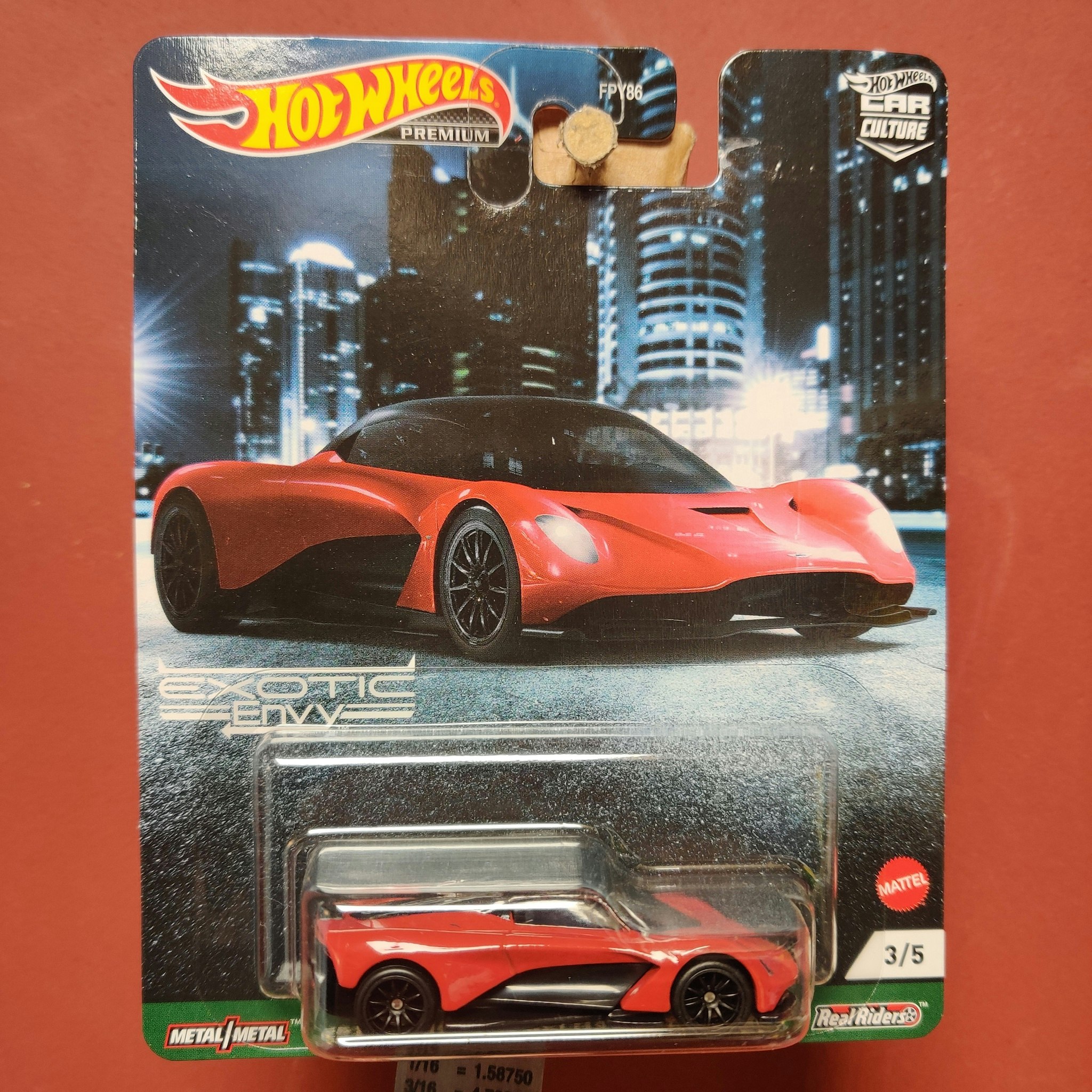 Scale 1/64 Hot Wheels PREMIUM "Exotic Envy" - Aston Martin Valhalla Concept