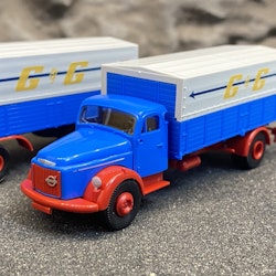 Skala 1/87 H0 - Volvo N 88, Lastbil med släp, G&G från Brekina