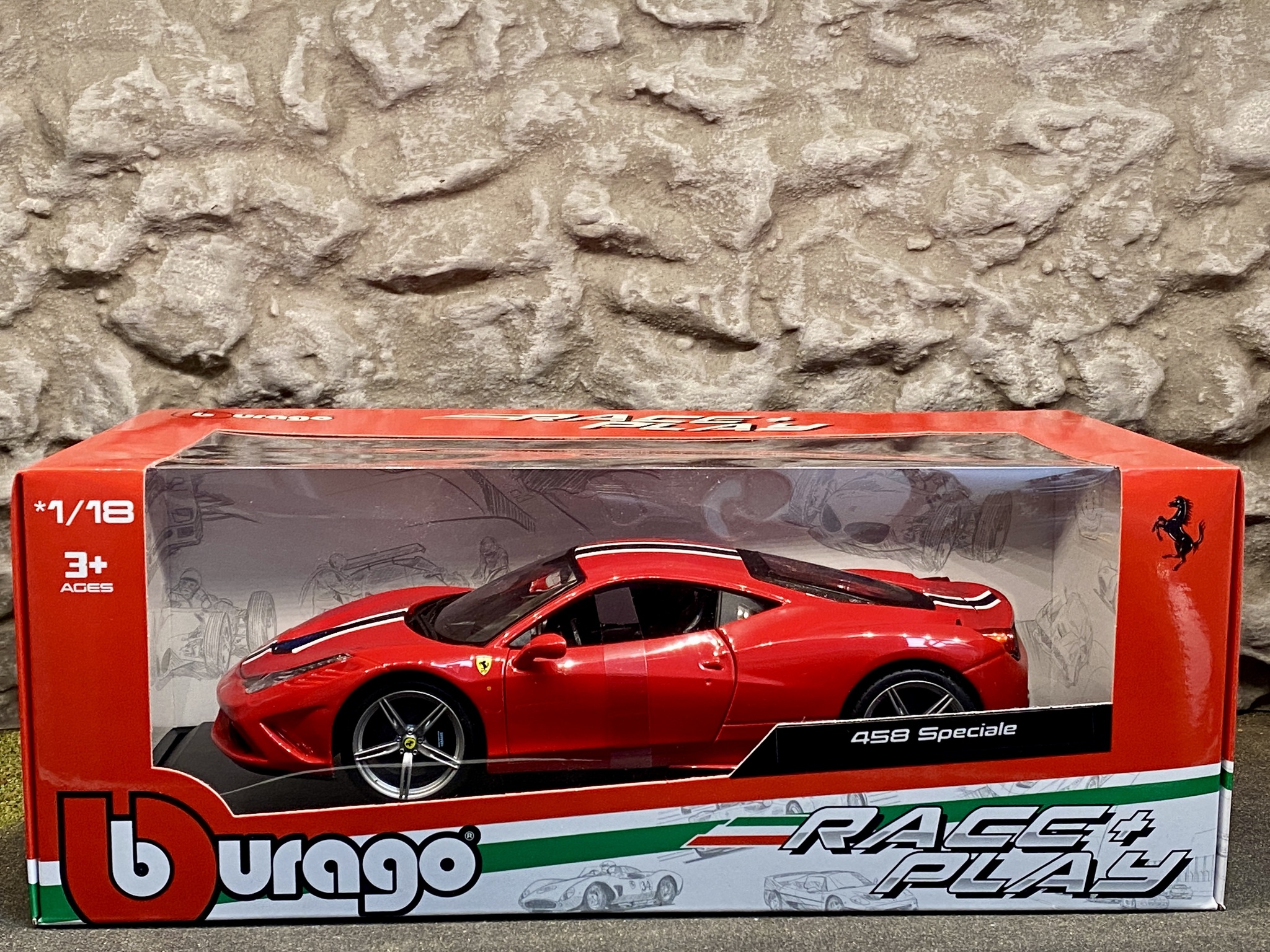 Skala 1/18 Ferrari 458 Speciale från Bburago