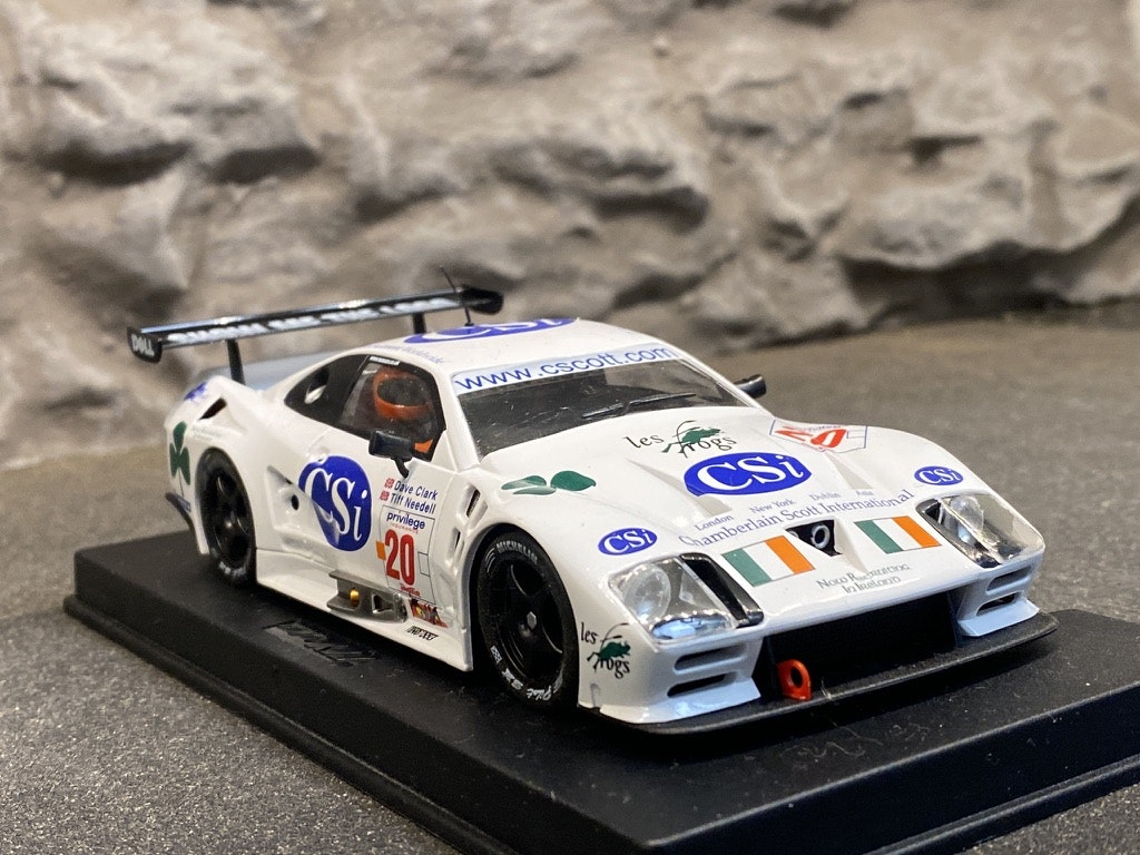 Skala 1/32 Analog FLY slotcar/ Bil t Bilbana: Lister Storm - Silverstone 2000 GT