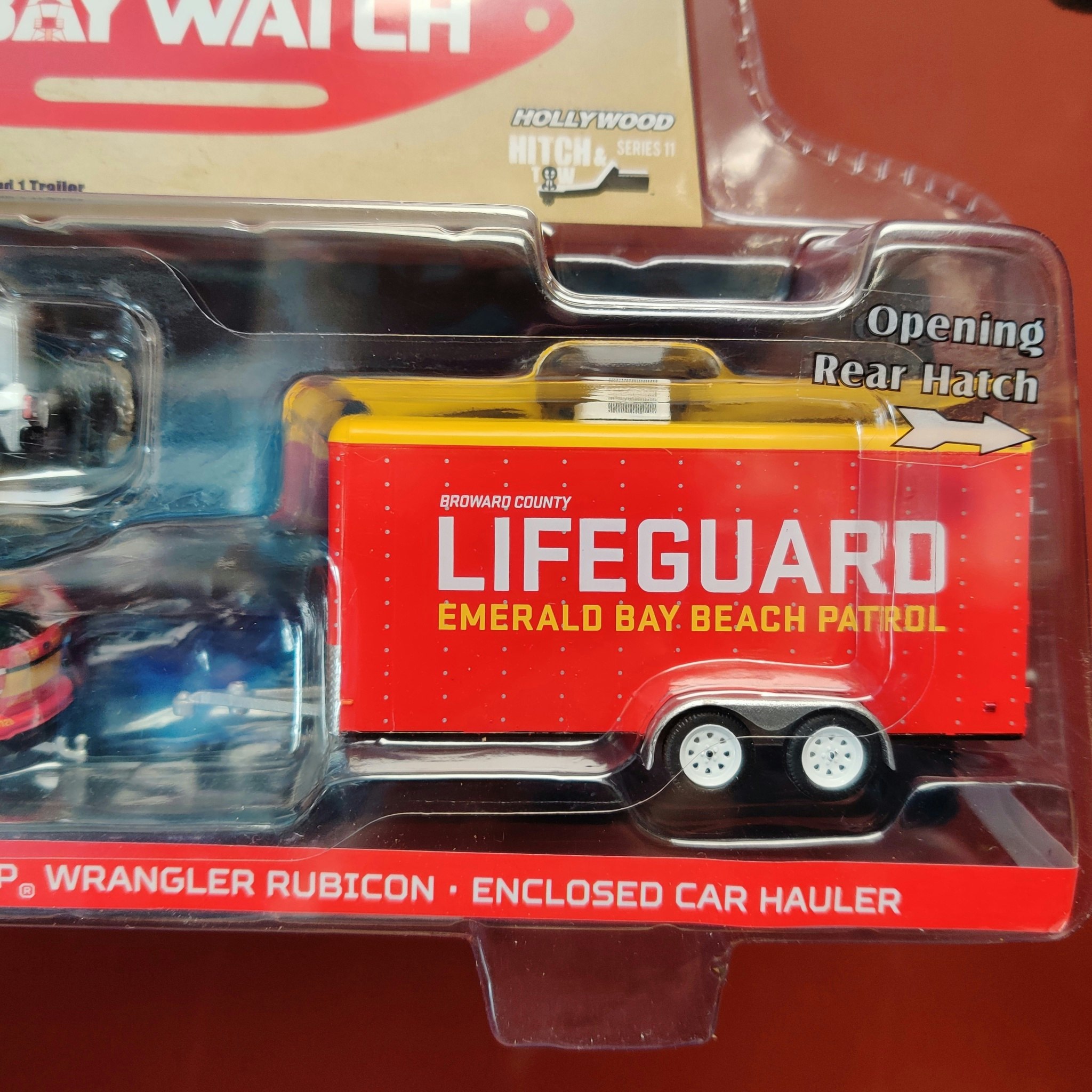 Skala 1/64 - "Baywatch" Jeep Wrangler, Ford Explorer 16' m Täckt biltrailer f GreenLight Hollywood