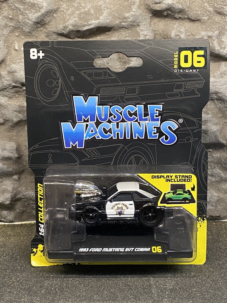 Skala 1/64 Maisto Muscle Machines - 1993 Ford Mustang Svt Cobra - Highway Patrol