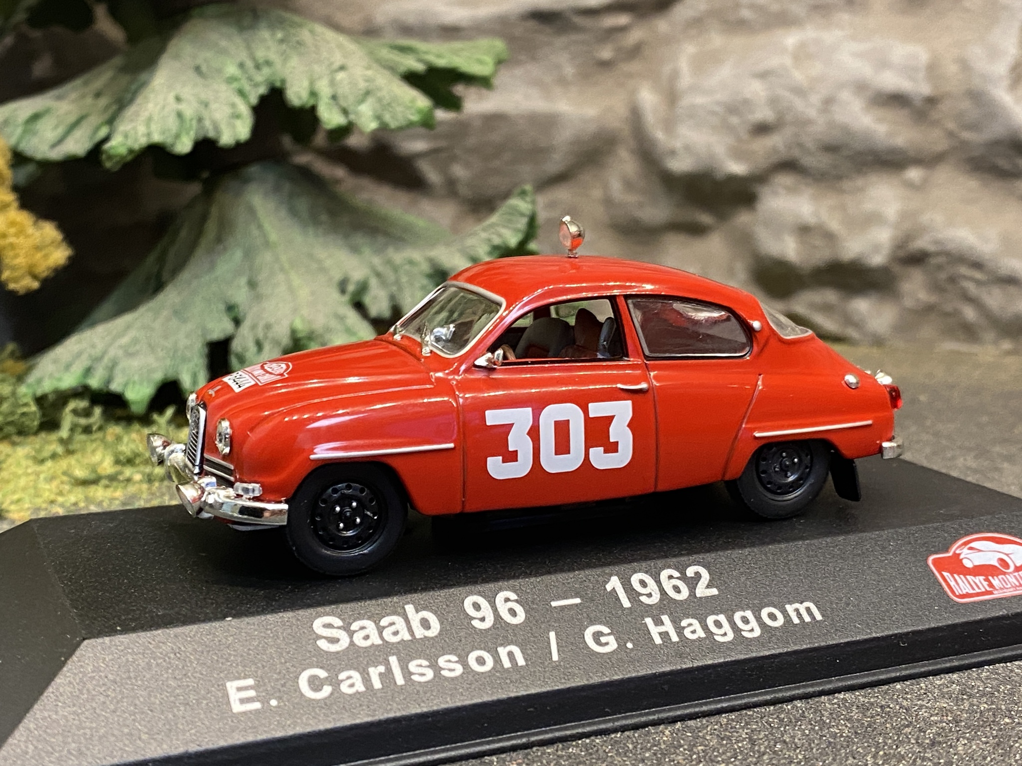 Skala 1/43 SAAB 96 1962, E.Carlsson/G.Haggom fr Atlas Editions/IXO Models