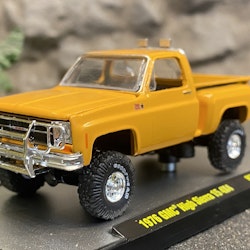 Skala 1/64 GMC High Sierra 15 4X4 76', Square Body Truck fr M2 Machines, Lim.Ed 9600 ex