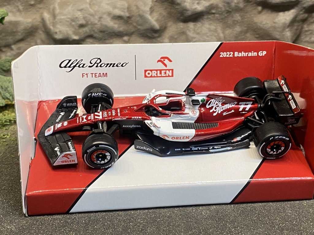 Skala 1/43 Alfa Romeo F1 Team C42 2022 #77 V Bottas fr Bburago 38067 #77