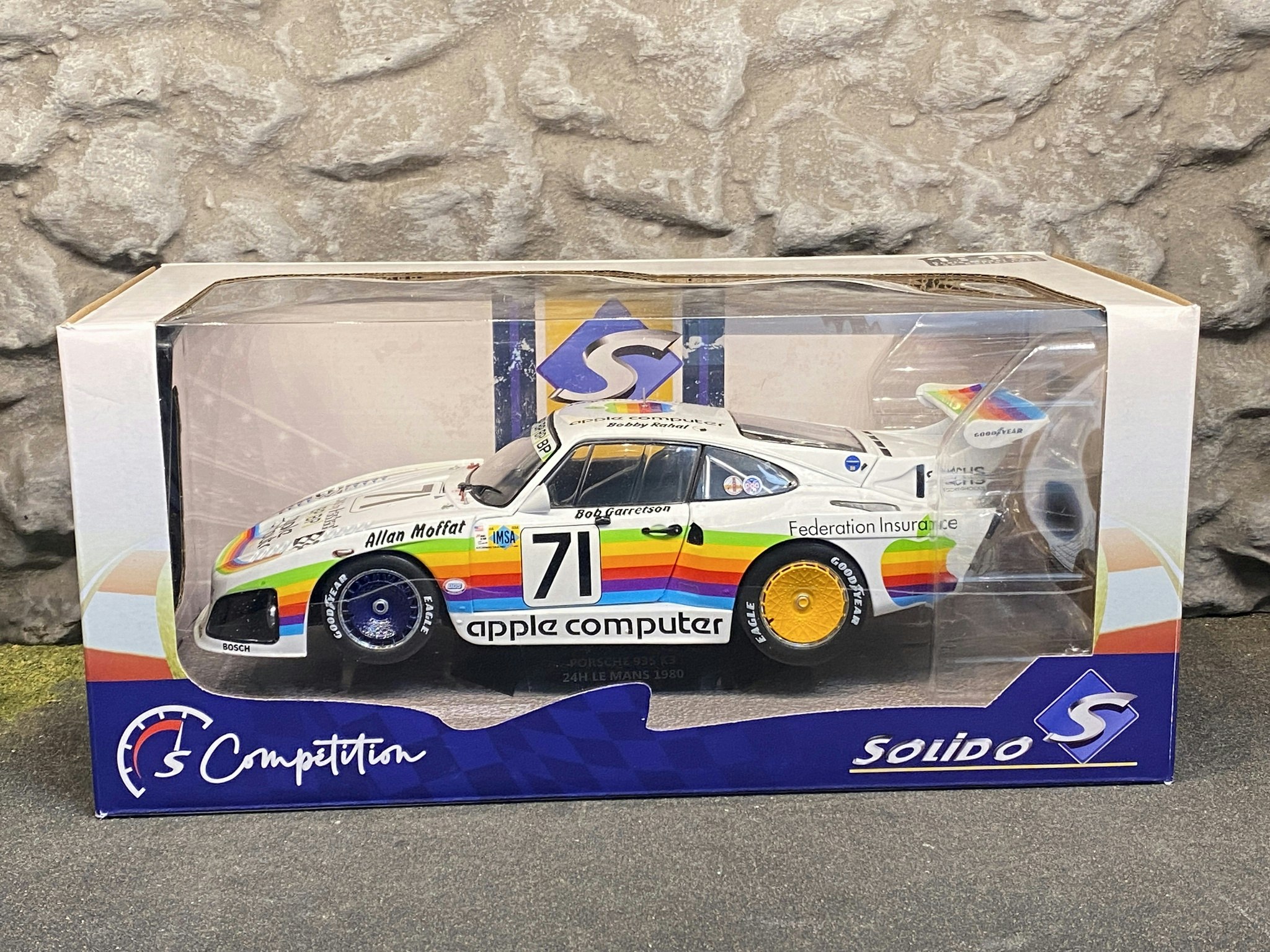 Skala 1/18 PORSCHE 935 K3 24H LE MANS #71 1980 Rahal/Garretson/Moffat fr Solido