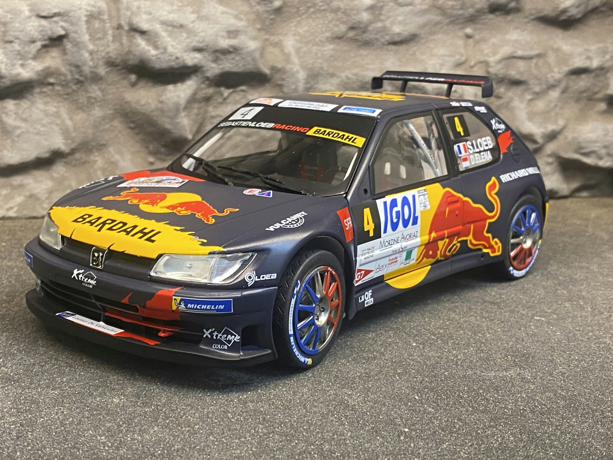 Skala 1/18 PEUGEOT 306 MAXI - RALLY MONT BLANC 2021, S.LOEB/D.ELENA fr Solido