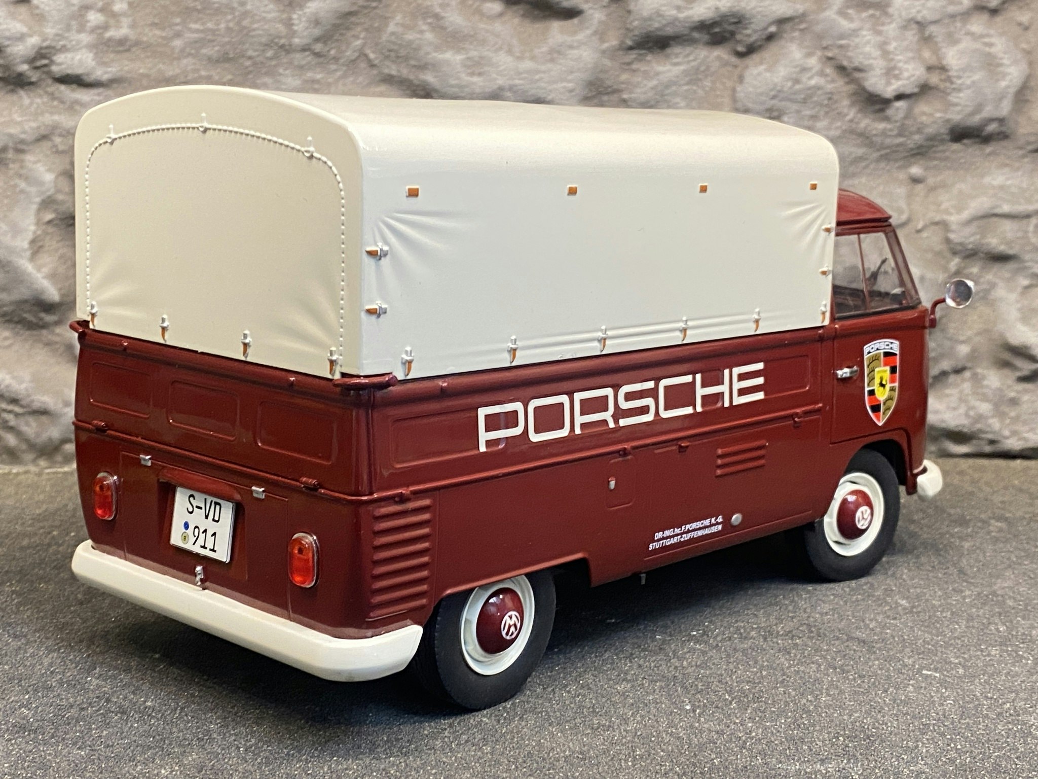 Skala 1/18 VOLKSWAGEN T1 PICK-UP PORSCHE SERVICE – 1950 fr Solido