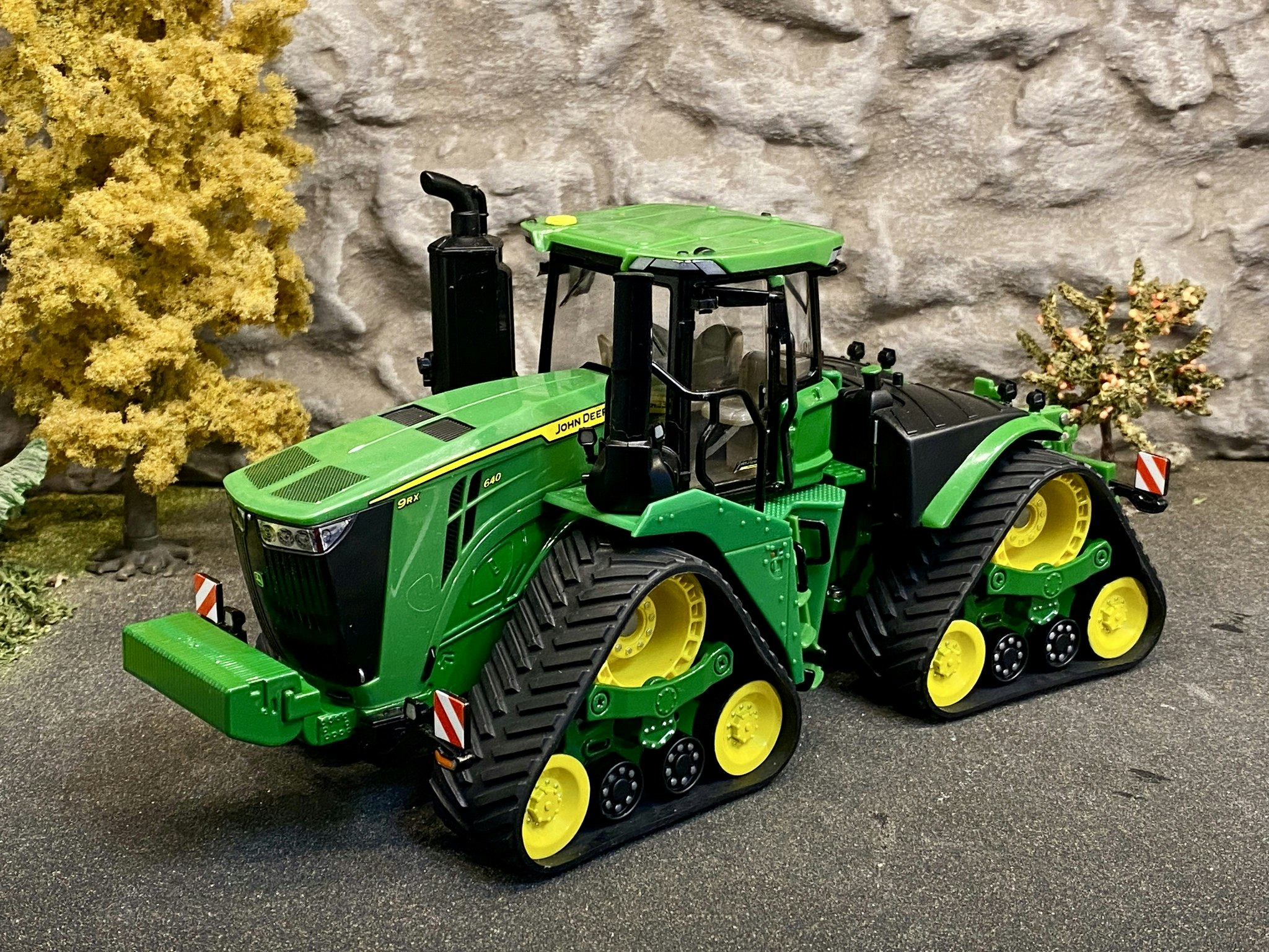 Skala 1/32: John Deere 9RX 640 Utan/without box fr ERTL/Britains