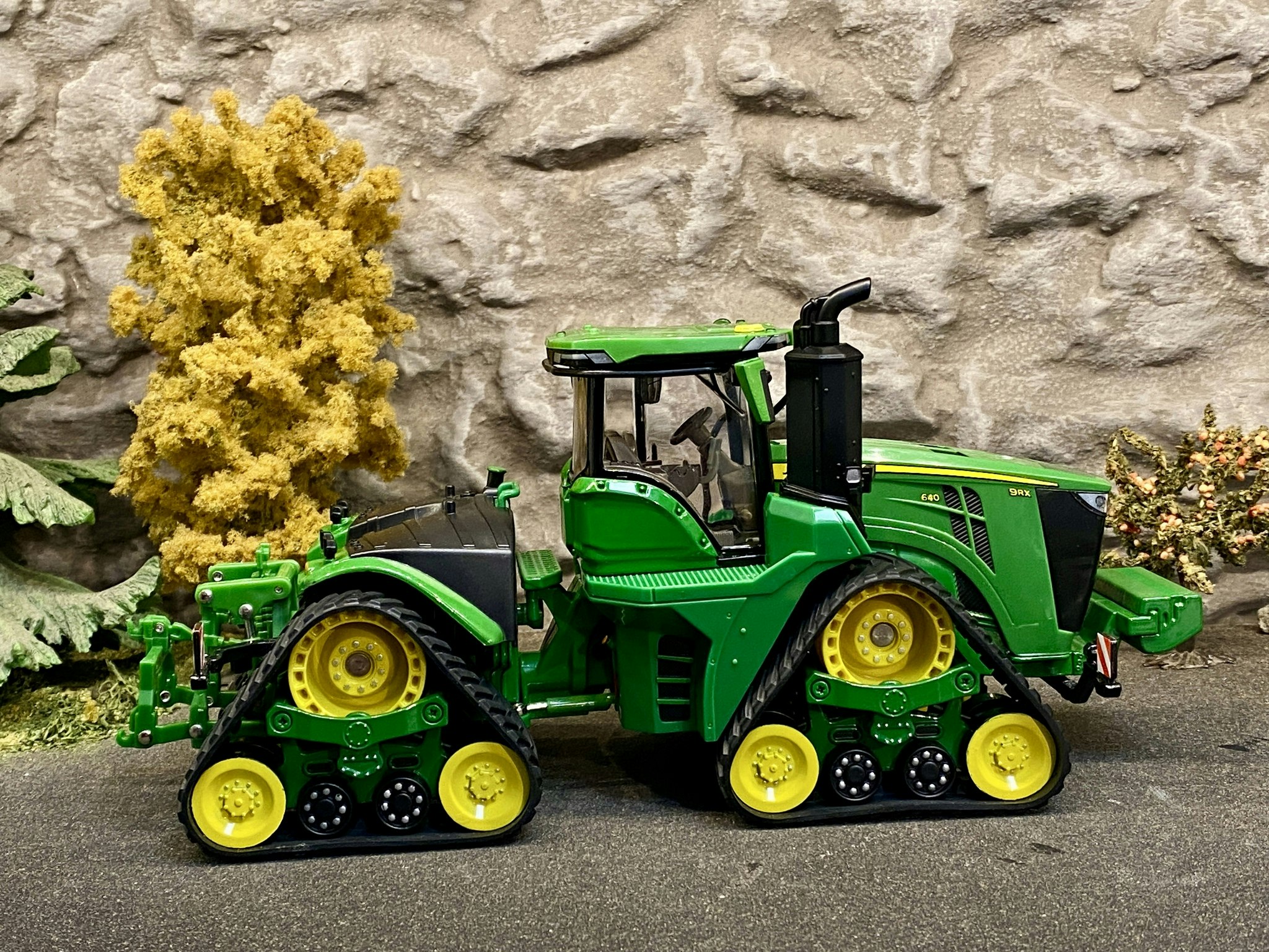 Skala 1/32: John Deere 9RX 640 Utan/without box fr ERTL/Britains