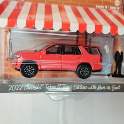 Skala 1/64 Chevrolet Tahoe 21' m Nisse i kostym "The hobby shop" fr Greenlight