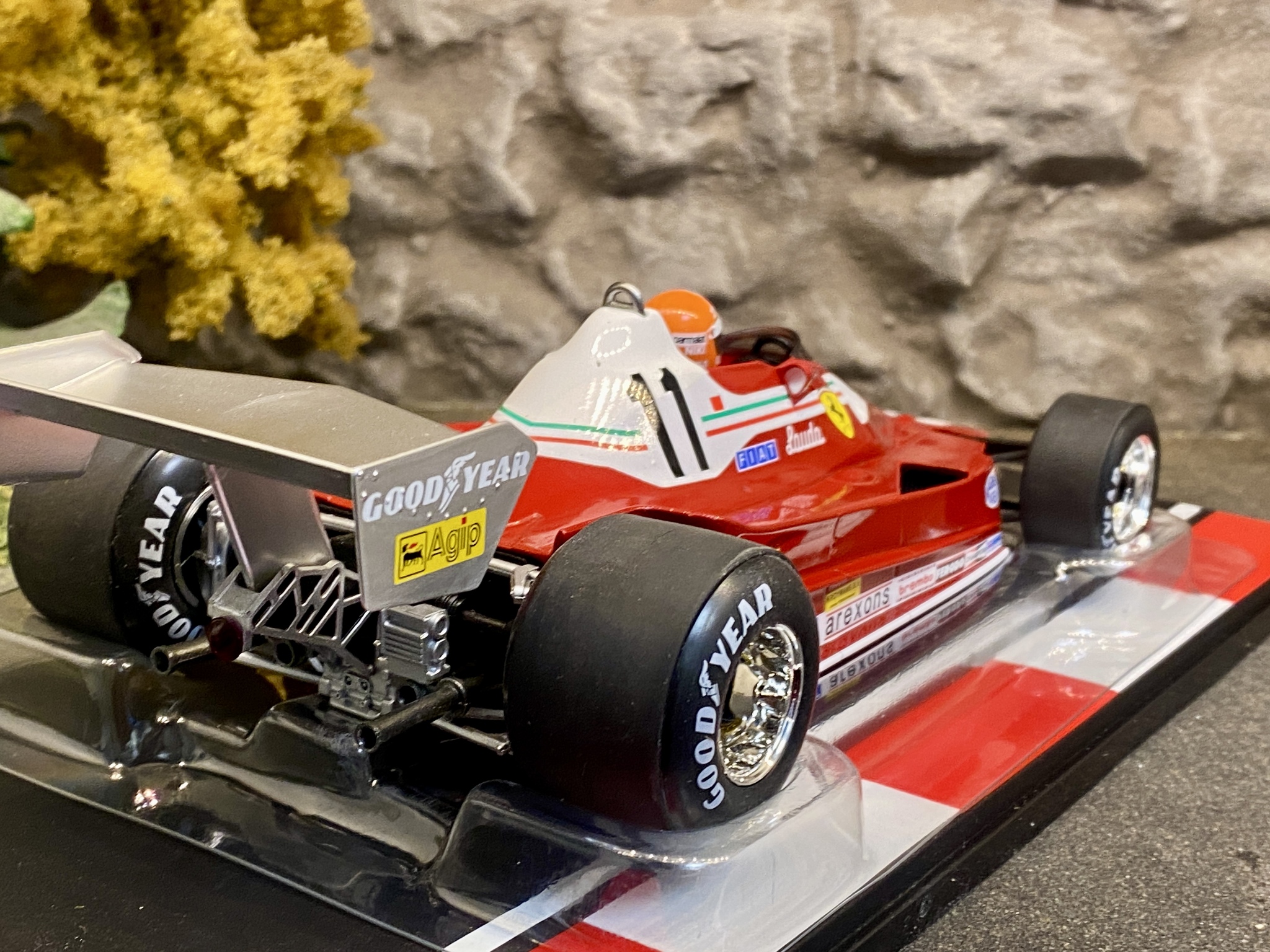 Skala 1/18 Ferrari 312 T2B #11 N.Lauda German GP 1977 fr MCG