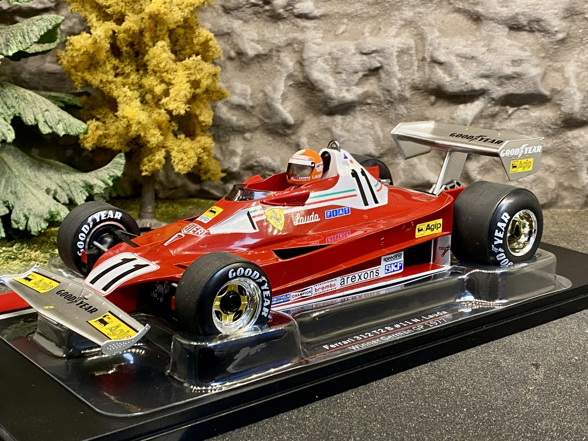 Skala 1/18 Ferrari 312 T2B #11 N.Lauda German GP 1977 fr MCG