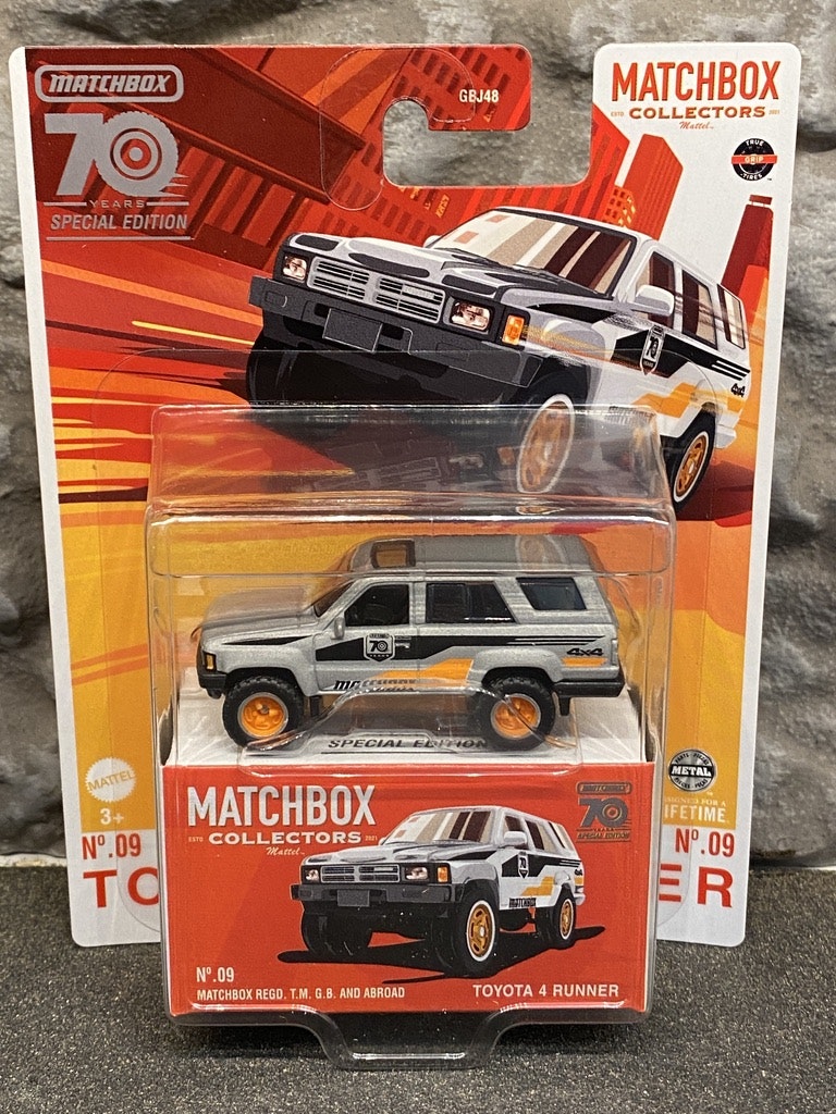 Skala 1/64 Matchbox Collectors 70 years - Toyota 4Runner