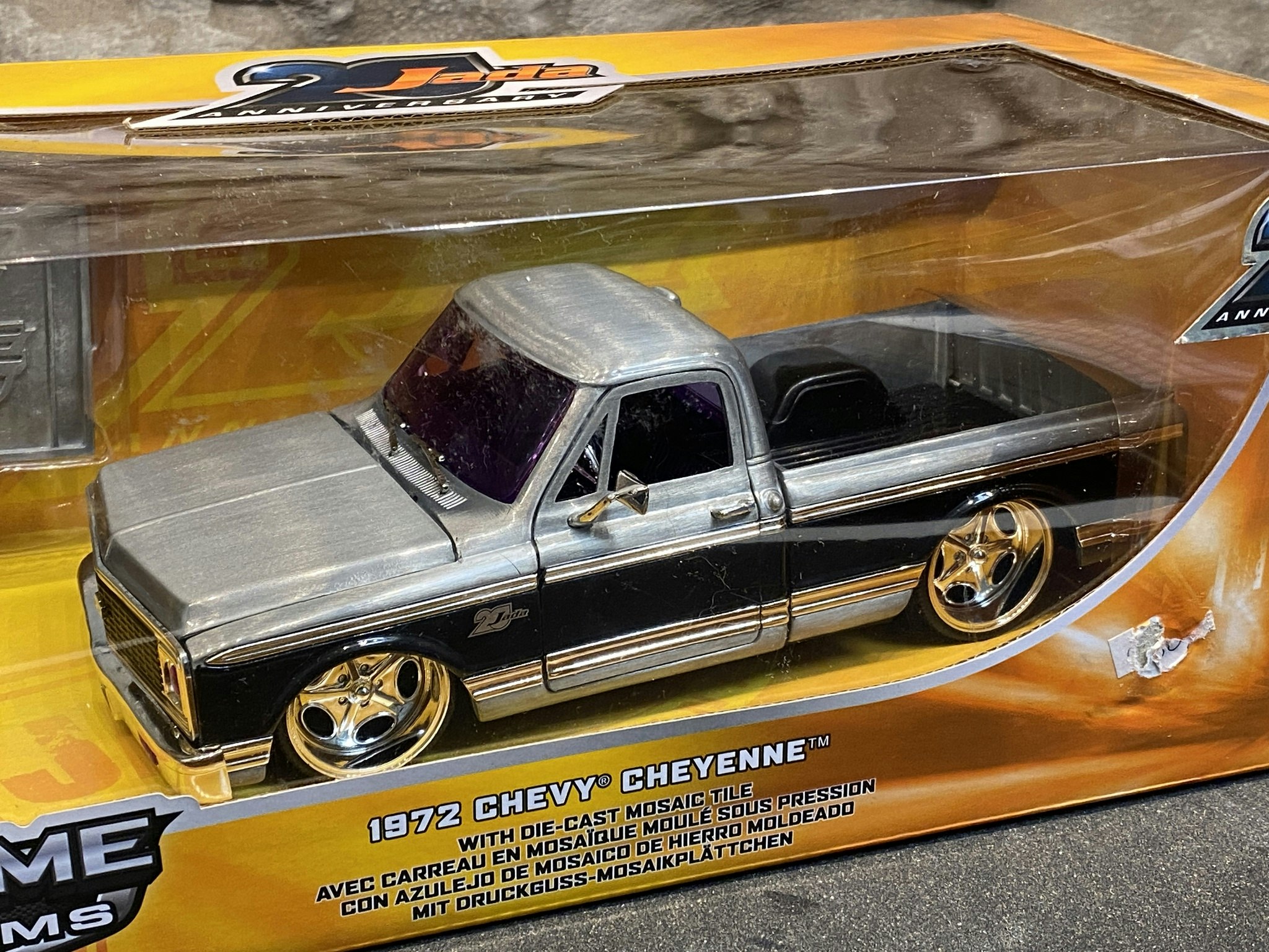 Skala 1/24: 1972 Chevy Cheyenne fr Jada - 20-Anniversary