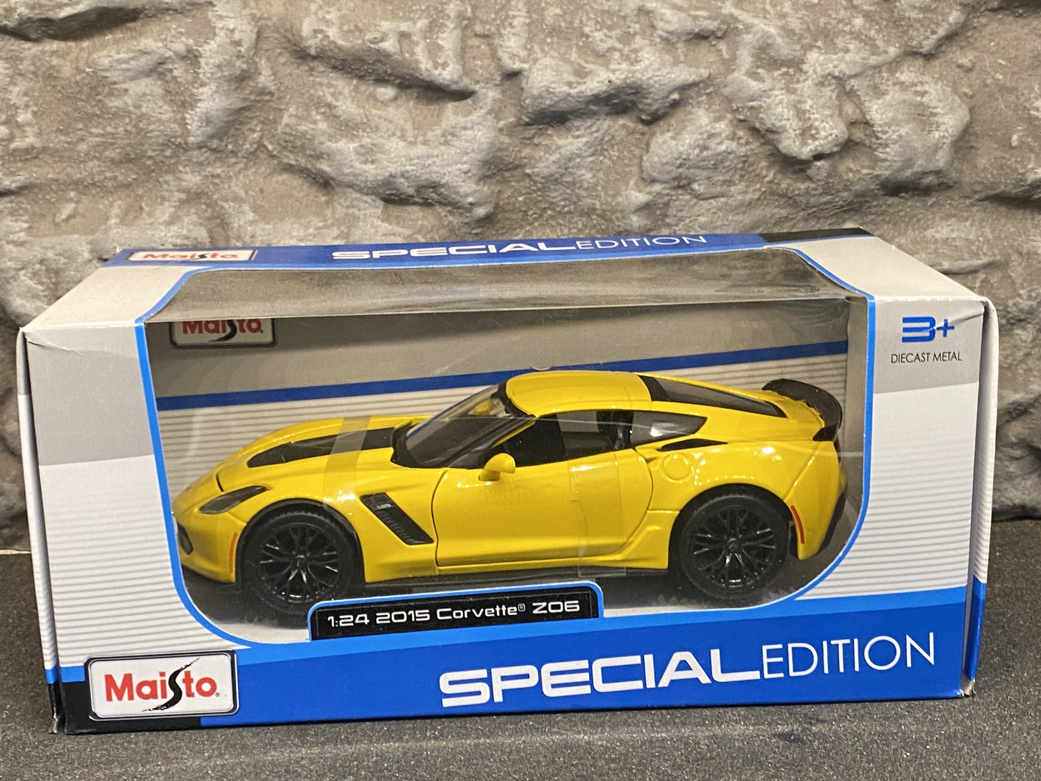 Skala 1/24: 2015 Chevrolet Corvette Z06, Yellow fr Maisto Special Edition