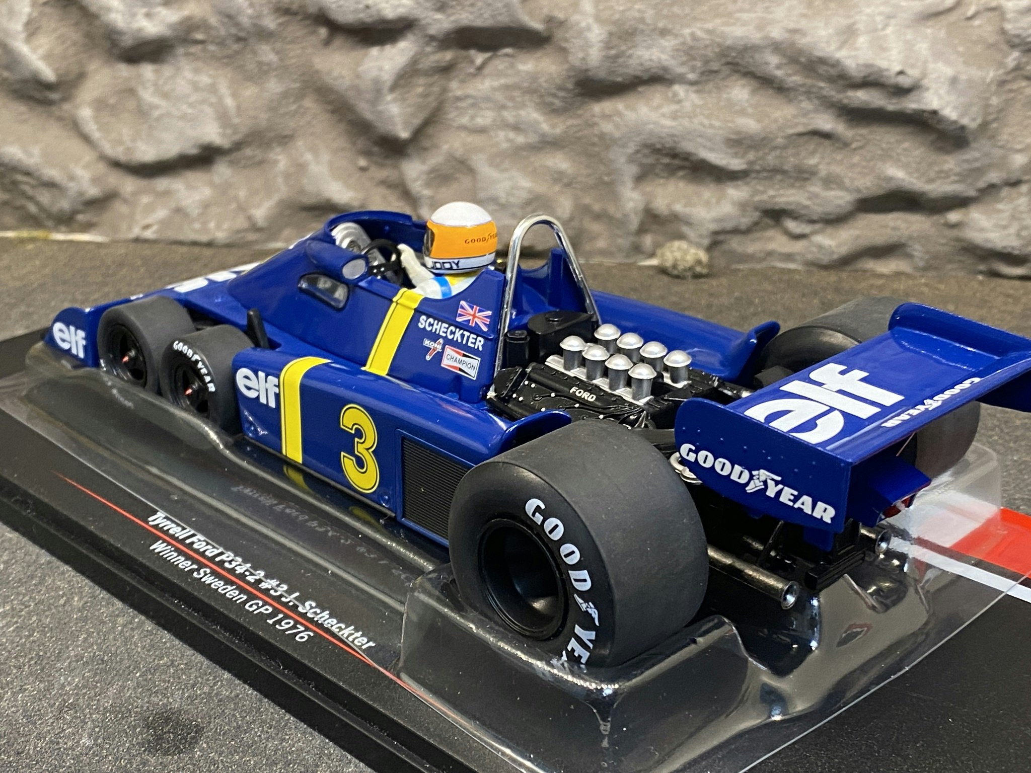 Skala 1/18 Tyrell Ford P34-2  #3 J.Scheckter, Winner Swedish GP 1976 fr MCG