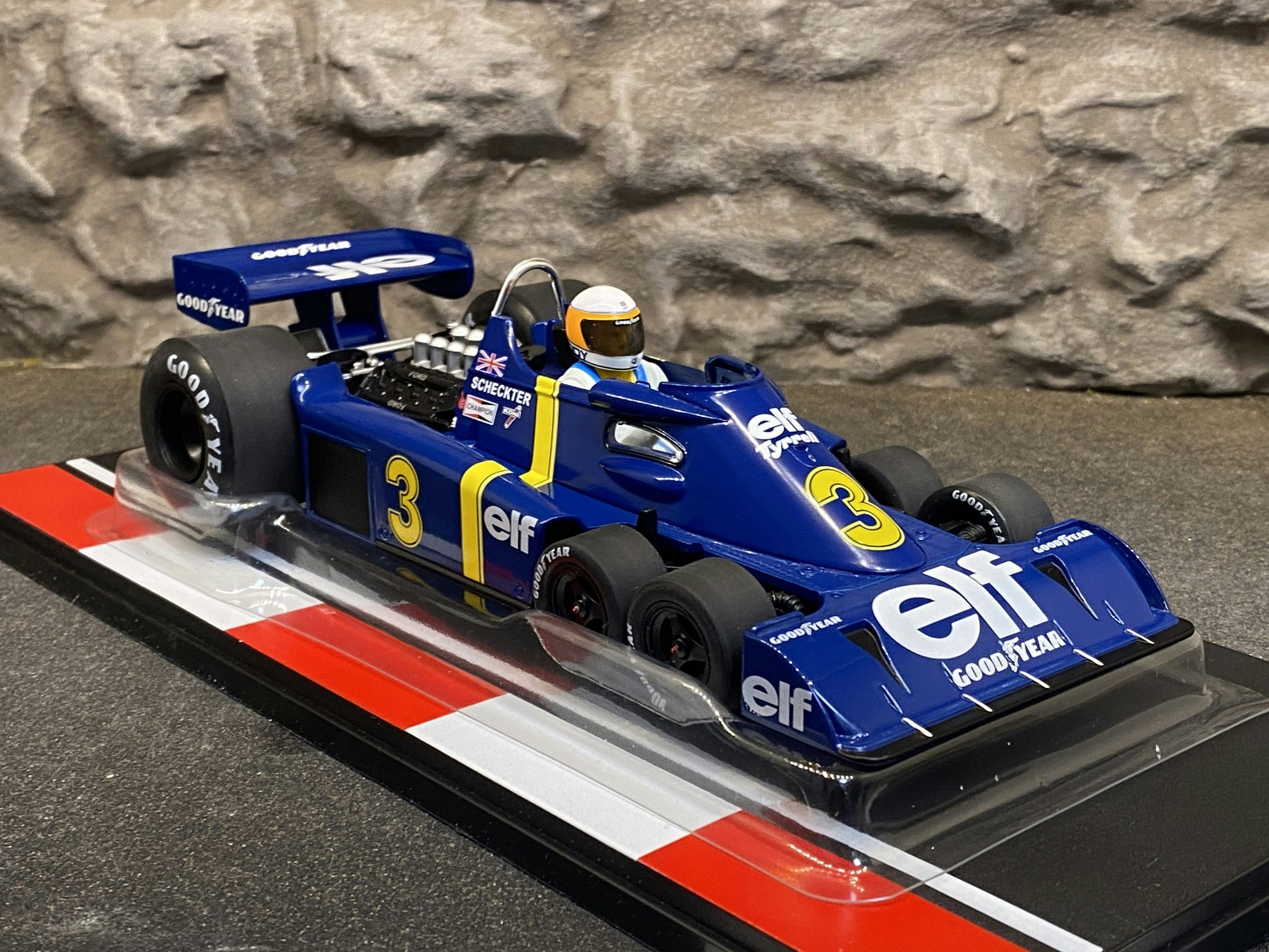 Skala 1/18 Tyrell Ford P34-2  #3 J.Scheckter, Winner Swedish GP 1976 fr MCG