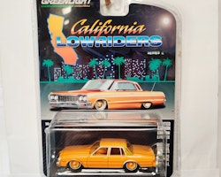 Skala 1/64 Chevrolet Caprice Classic 90' "California LowRiders" orange fr Greenlight