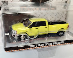 Skala 1/64 - RAM 3500 Big Horn 19' "Dually Drivers" fr GreenLight