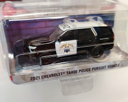 Skala 1/64 Chevrolet Tahoe Police Pursuit Vehicle 21' Californa "Hot Pursuit" från Greenlight