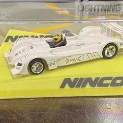 Skala 1/32 Analog NINCO Bil till Bilbana: Ninco Acura LMP2 No.66 (((XM))) Lightning White