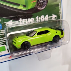 Skala 1/64 - Dodge Challenger R/T Scat Pack 19' Rel.3 Ver.B från Auto World