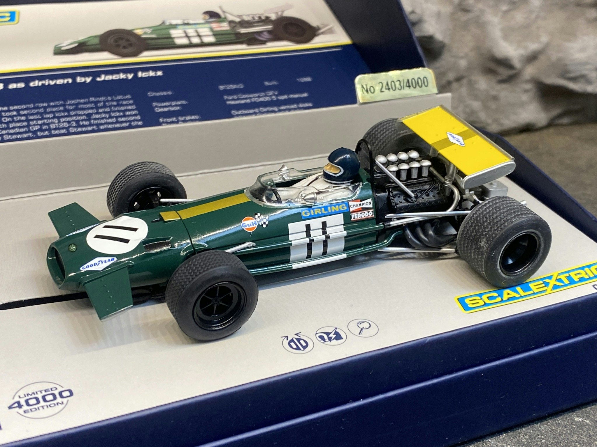 Skala 1/32 Analog Slotcar - Legends Brabham BT26/3, Jacky Ickx Lim ed. fr Scalextric