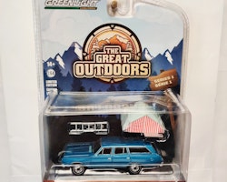 Skala 1/64 Plymouth Satellite Station Wagon 69' "The Great Outdoors fr Greenlight