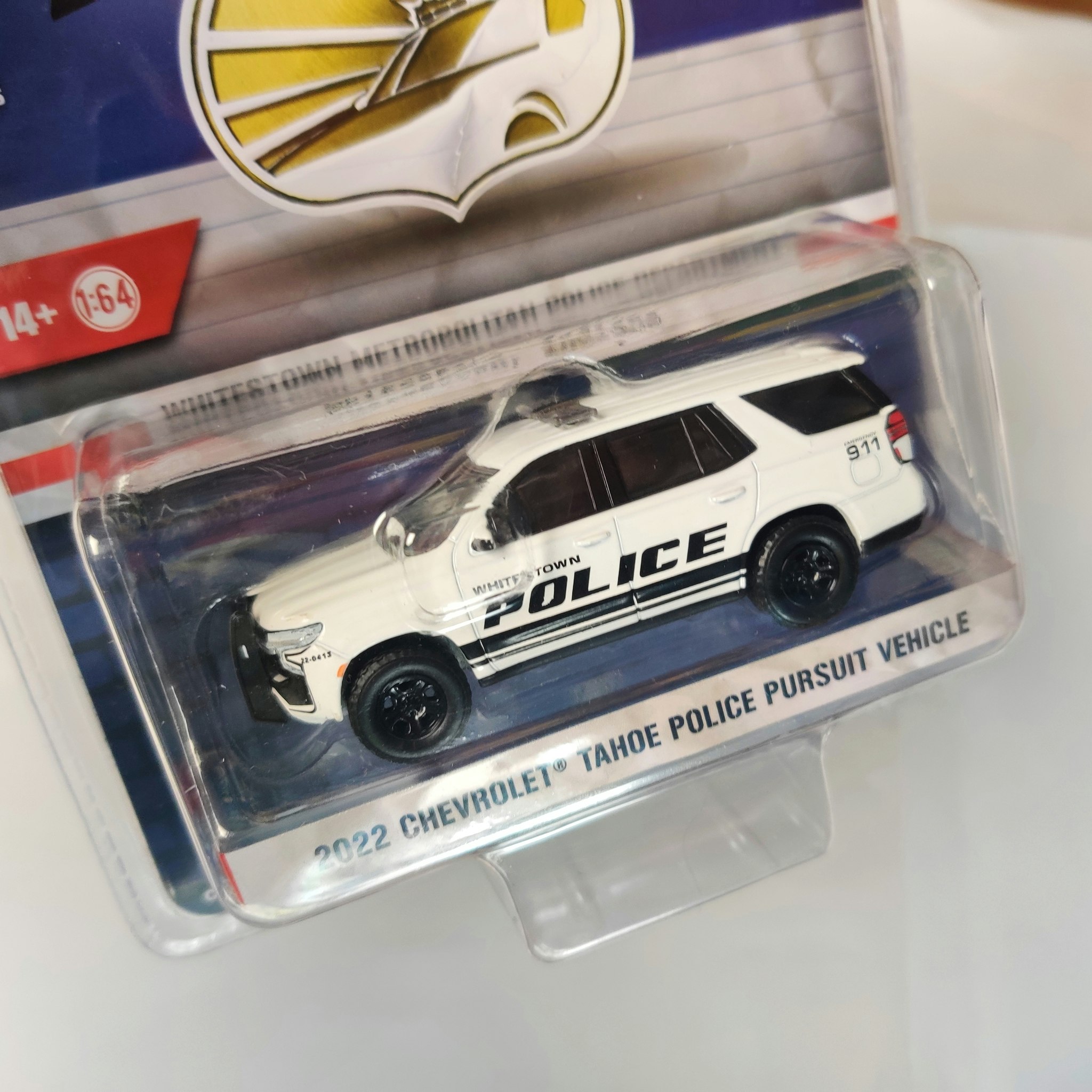 Skala 1/64 Chevrolet Tahoe Police Pursuit Vehicle 22' "Hot Pursuit" från Greenlight Excl.