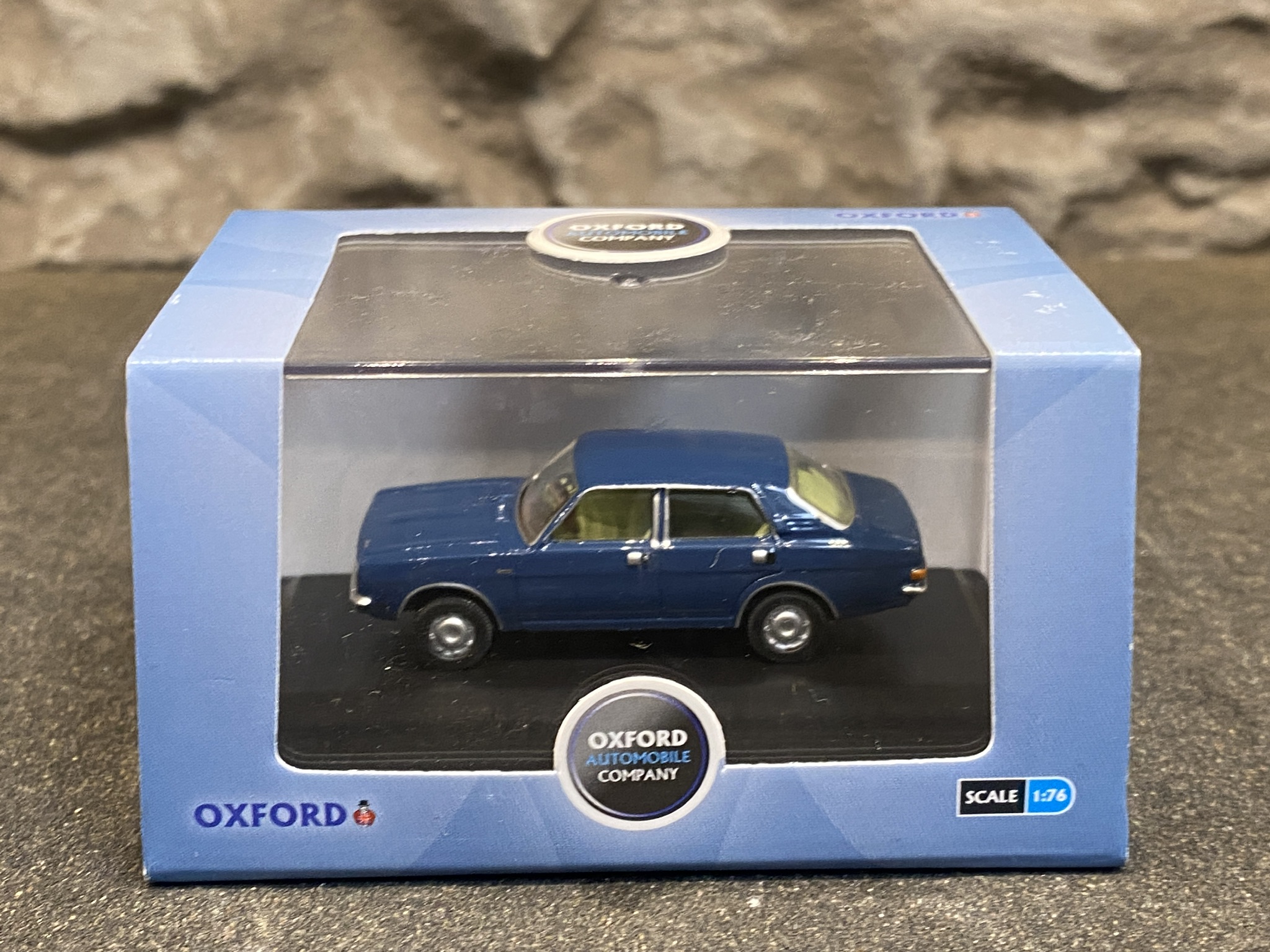 Skala 1/76 Morris Marina, Teal Blue fr Oxford