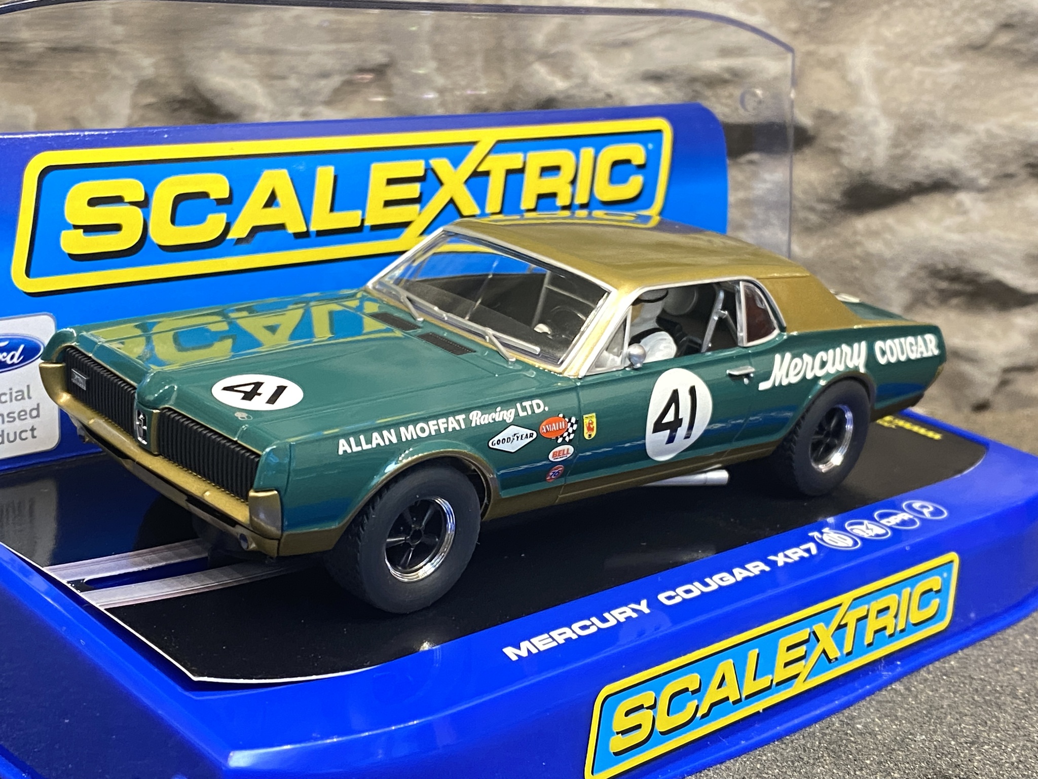 Skala 1/32 Analog Slotcar - Mercury Cougar XR7, Allan Moffat #41 fr Scalextric