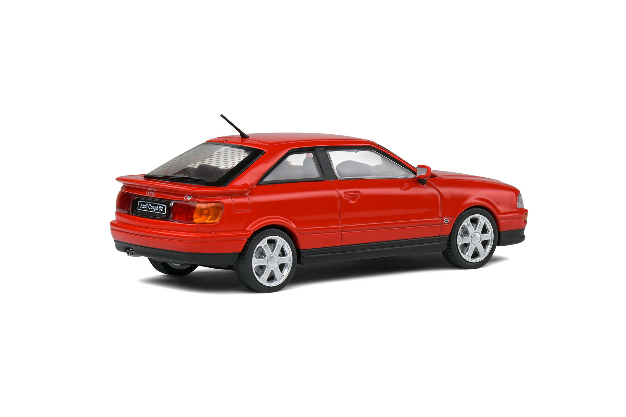 Skala 1/43 Audi Coupé S2, 2226ccm (2,3) 5-cyl Turbo, Lazer red 92' fr Solido