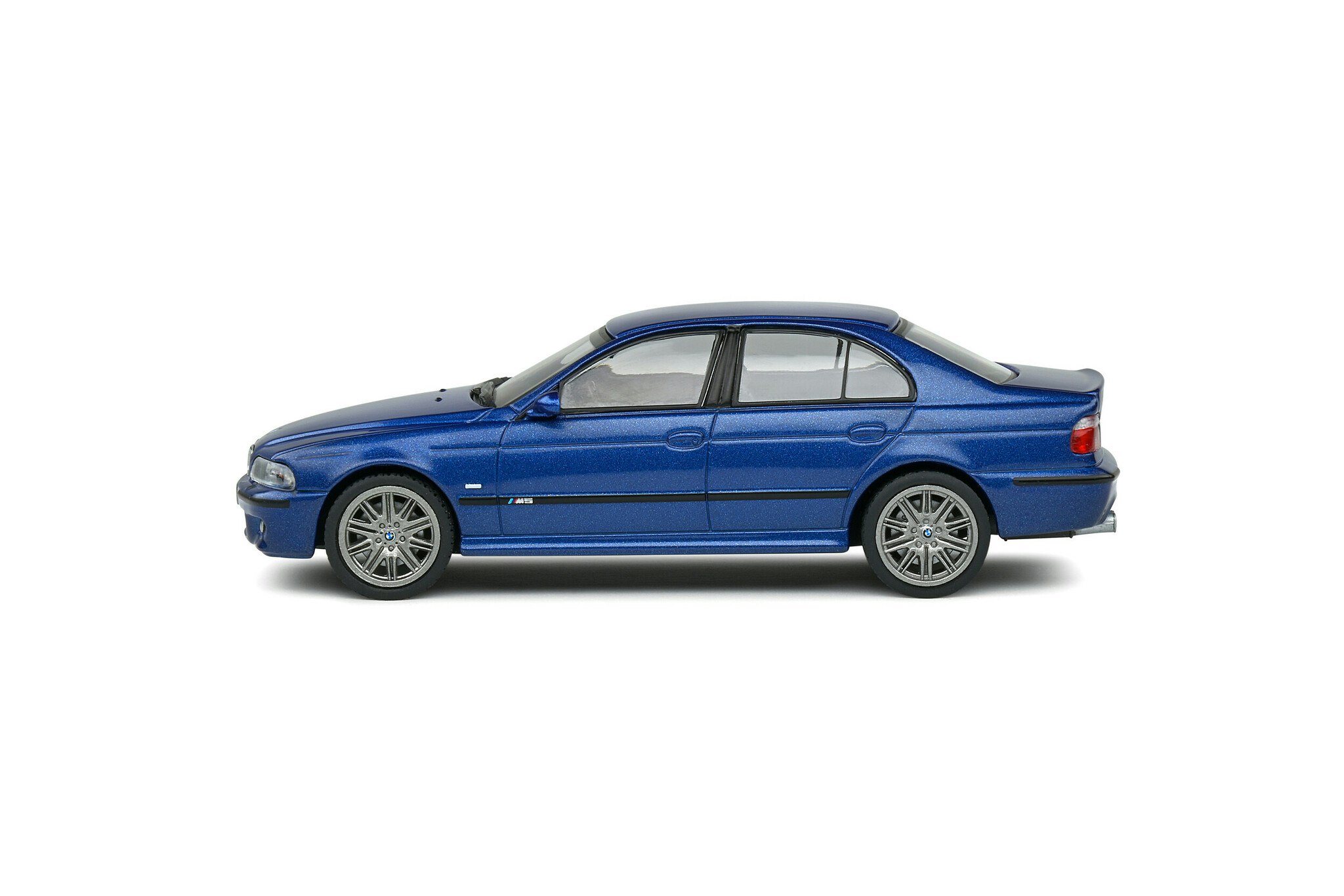 Skala 1/43 BMW M5 E39 – Estoril Blue – 2000' fr Solido