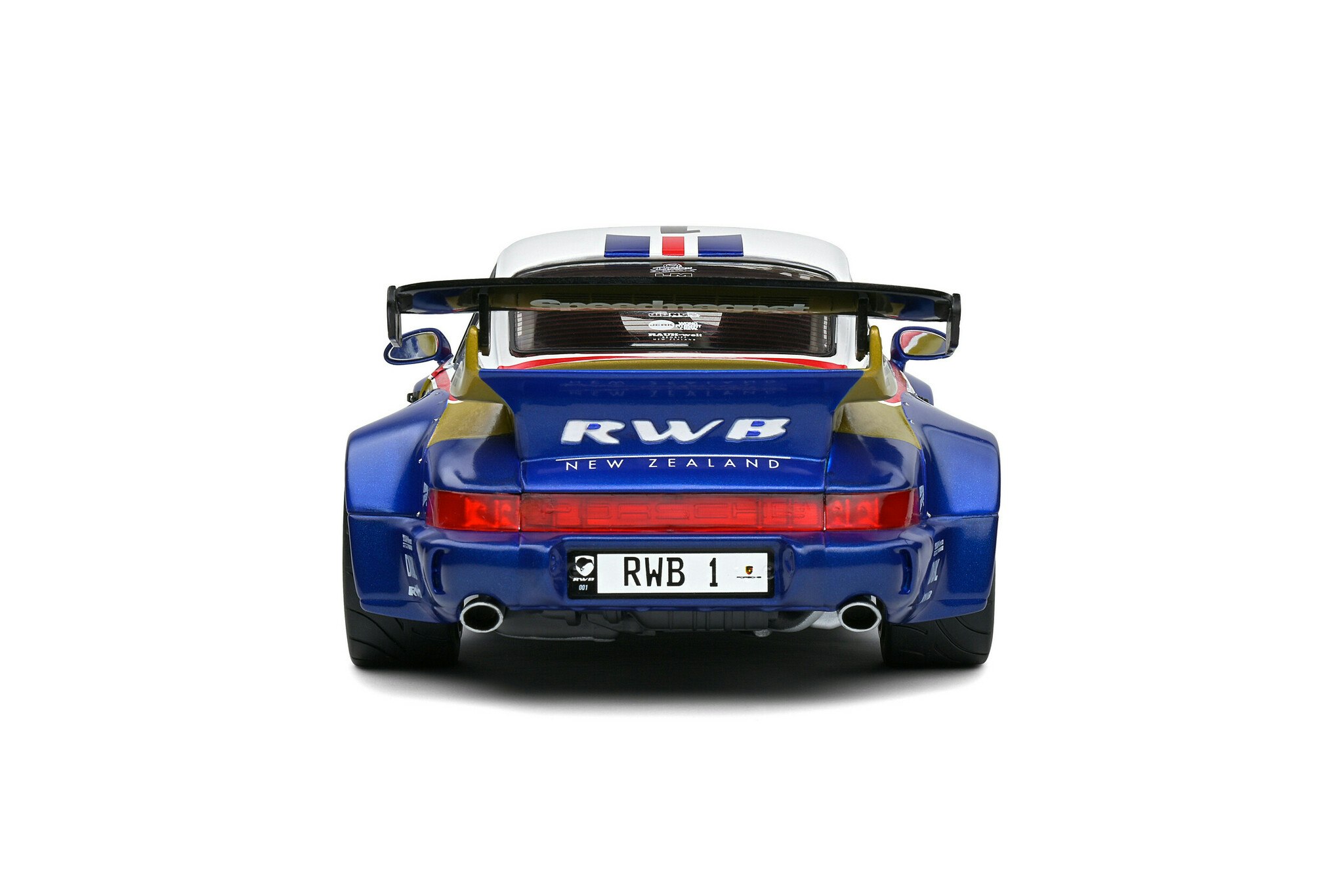 Skala 1/18 (Porsche 911) RWB Bodykit Rauhwelt – 2022' från Solido