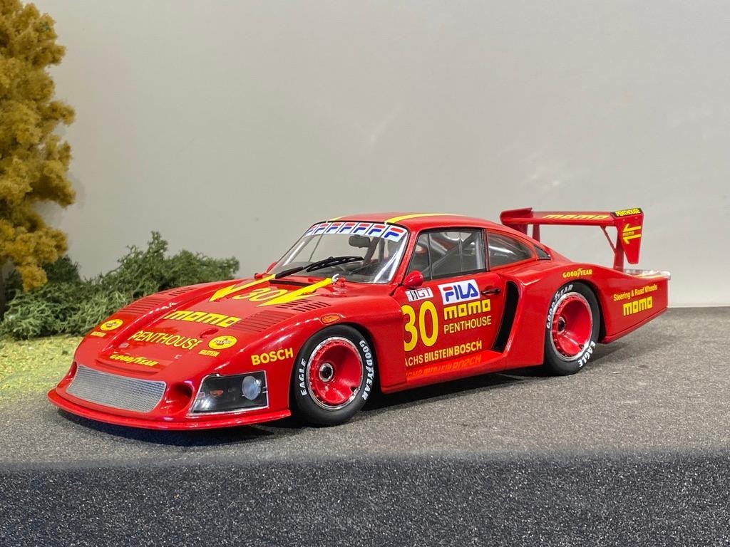 Skala 1/18 Porsche 935 Mobydick #30 Moretti 24h LeMans 81' fr Solido Competition