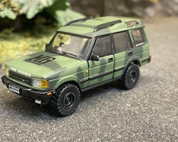 Skala 1/64 Military equipped Land Rover Discovery 1 w accessories fr BM Creations + MG