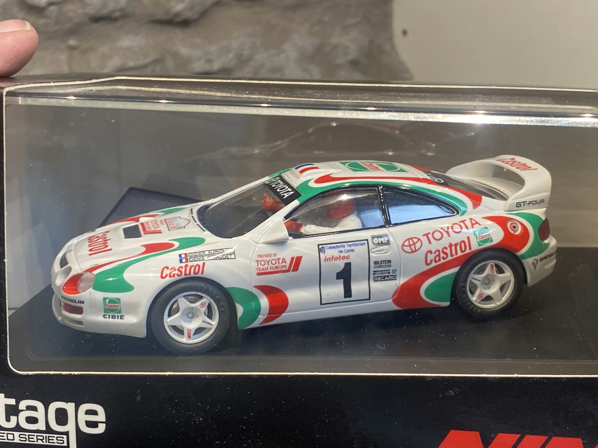 Skala 1/32 Analog Slotcar: Toyota Celica GT-Four, Vintage Limited Series - fr NINCO