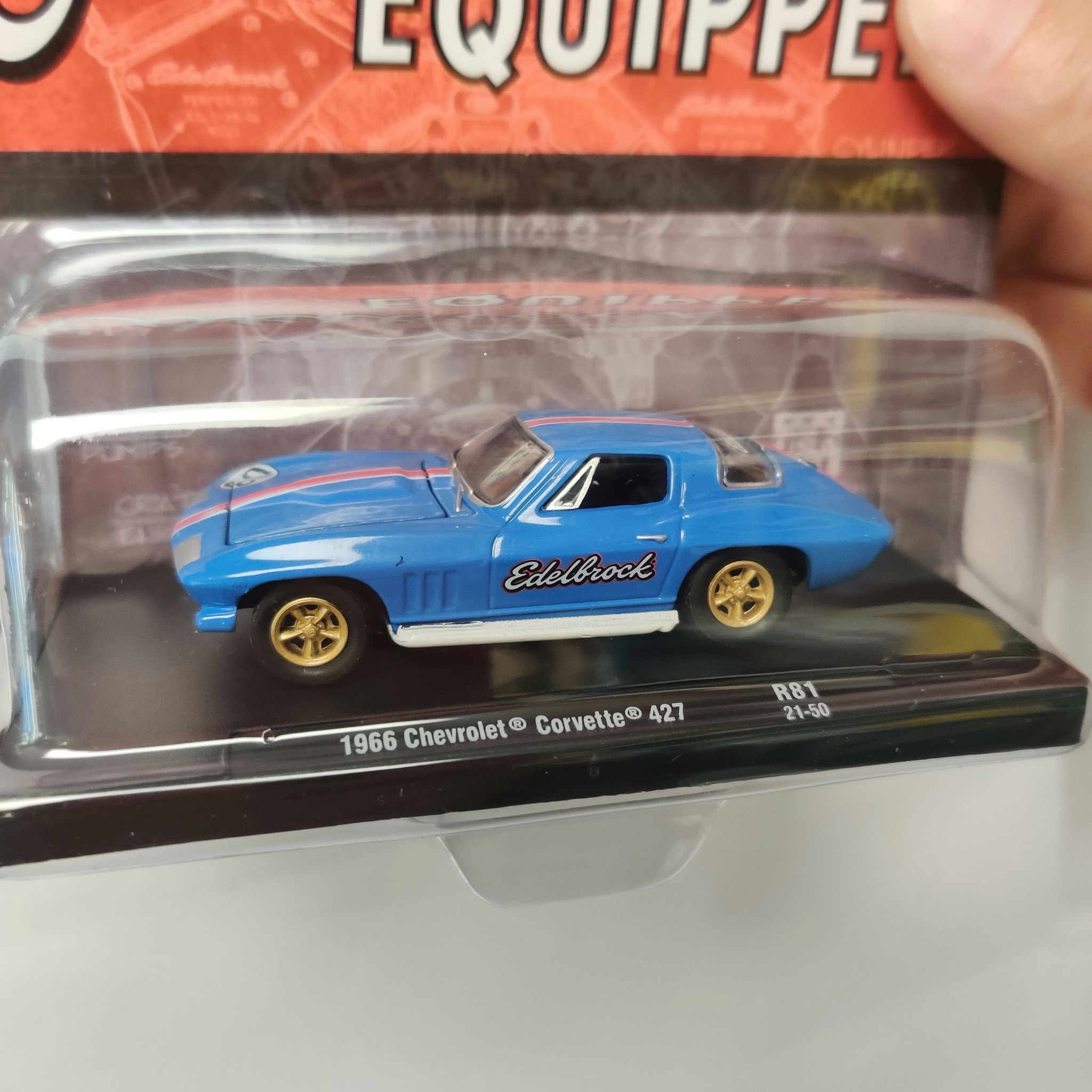 Skala 1/64 Chevrolet Corvette 427 66' "EdelBrock" fr M2