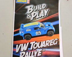 Skala 1/32 Revell "Build And Play" VW Volkswagen Touareg Rallye 06400 (Oöppnad)