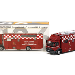 Skala 1/64 Mercedes-Benz Atego Fire Services (Mobile Command Unit) (F7703) fr Tiny Toys