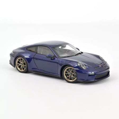 Skala 1/18 Porsche 911 GT3 with Touring Package 2021 Blue metallic fr Norev