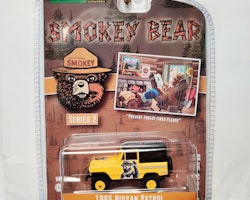 Skala 1/64 - Nissan Patrol 65' "Smokey Bear" Ser.2 fr GreenLight