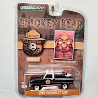 Skala 1/64 - Chevrolet C20 82' "Smokey Bear" Ser.2 fr GreenLight