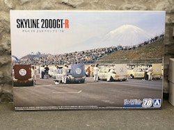 Skala 1/24 Nissan Skyline 2000 GT-R 70', plastic modelkit fr Aoshima
