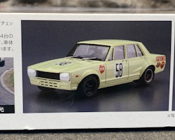 Skala 1/24 Nissan Skyline 2000 GT-R 70', plastic modelkit fr Aoshima